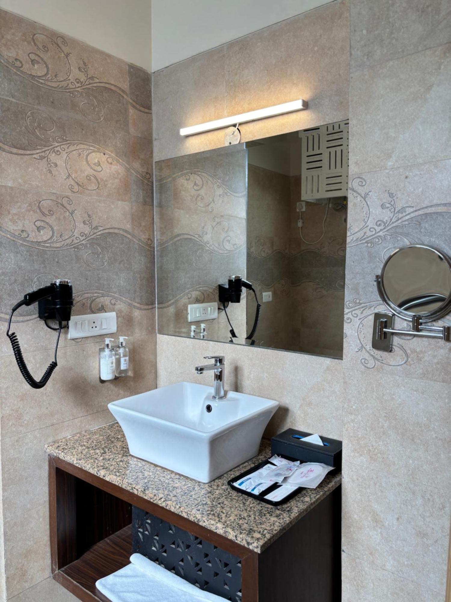 Regenta Resort & Spa Mashobra Шімла Екстер'єр фото